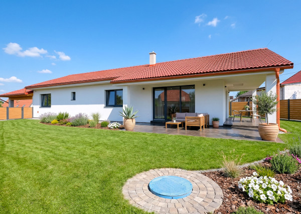 IBA U NÁS! Novostavba 4i. bungalov BYSTRIČANY okr. Prievidza