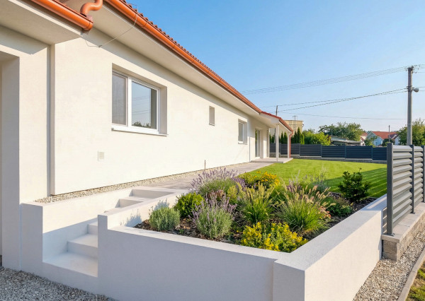 IBA U NÁS! Novostavba 4i. bungalov BYSTRIČANY okr. Prievidza