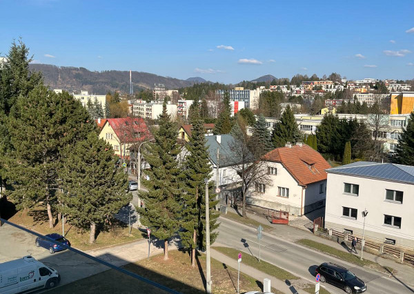 NA PRENÁJOM! Priestranný 2i byt 101 m² s terasou – Žilina