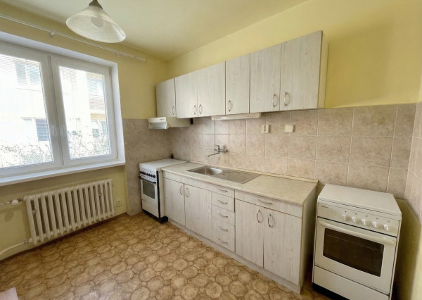 NA PREDAJ! 7 izbový zrekonštruovaný dvojgeneračný RD