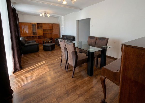 NA PREDAJ! 7 izbový zrekonštruovaný dvojgeneračný RD