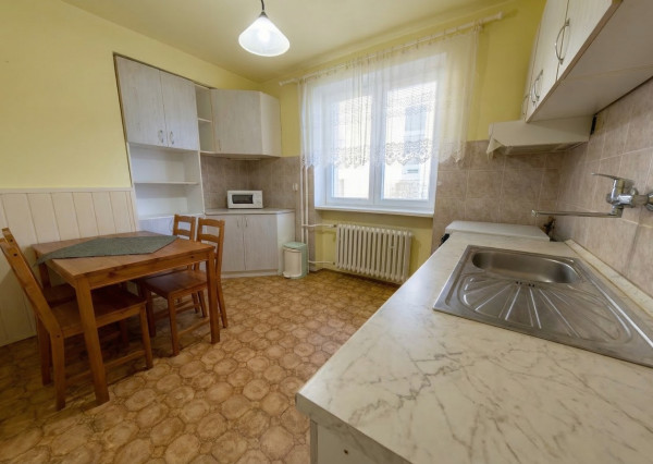 NA PREDAJ! 7 izbový zrekonštruovaný dvojgeneračný RD