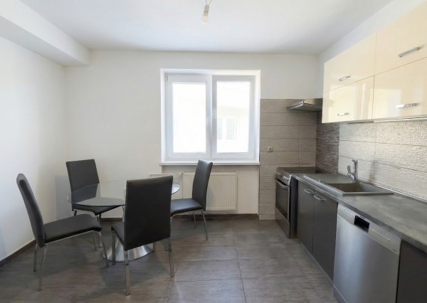 NA PREDAJ! 7 izbový zrekonštruovaný dvojgeneračný RD