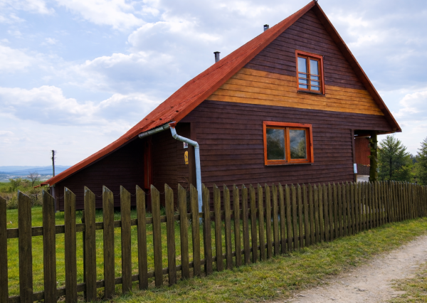 PRIPRAVUJEME do ponuky rekreačnú chatu Nesluša