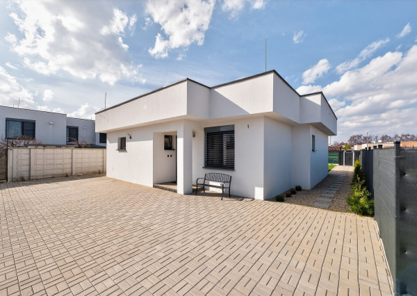 IBA U NÁS!Na predaj 3i novostavba v Pod.Biskupice, 534m2, BA