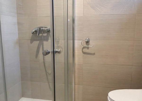 NA PREDAJ! 4 i zariadený dvojpodlažný RD - Lehnice Sása