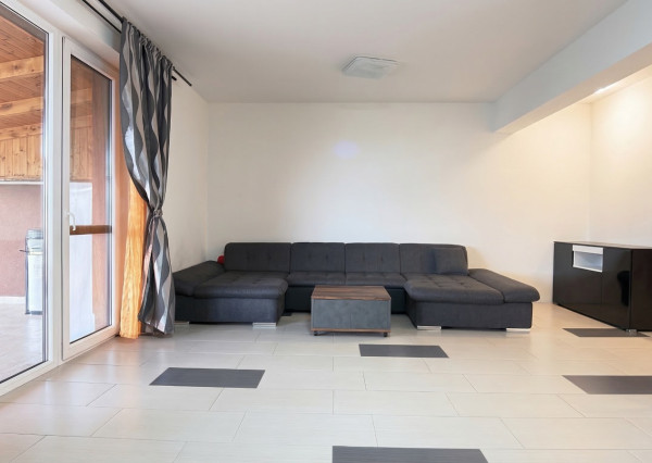 NA PREDAJ! 4 i zariadený dvojpodlažný RD - Lehnice Sása