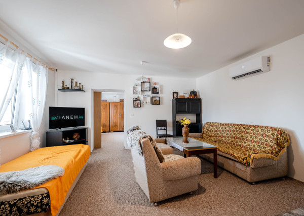 IBA U NÁS! Na predaj útulná chalupa LUBINA, polosamota 958m2