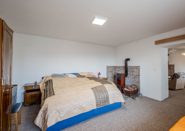 IBA U NÁS! Na predaj útulná chalupa LUBINA, polosamota 958m2