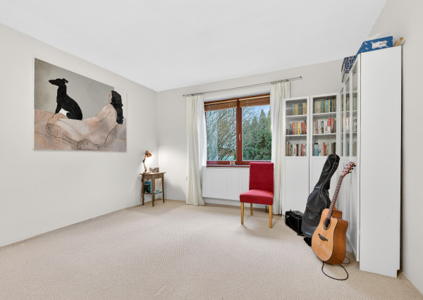 IBA U NÁS! Rodinný dom s krásnou záhradou - Lednické Rovne