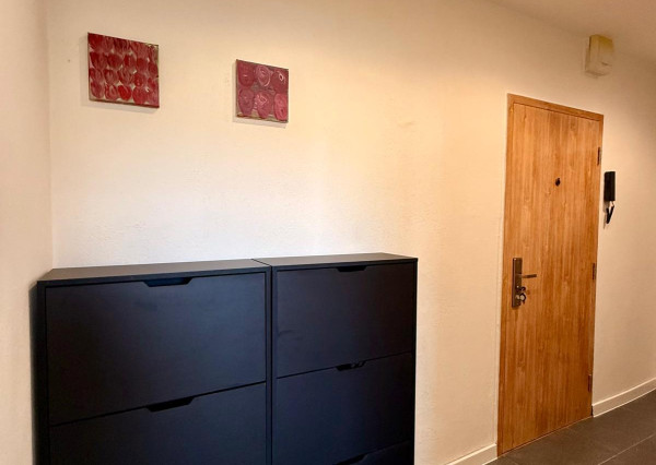 NA PREDAJ! Úžasný 1 izbový byt + loggia na TERASE!