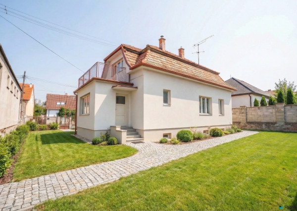 IBA U NÁS! Na predaj dom s potenciálom, 972m2, Bánovce n/B