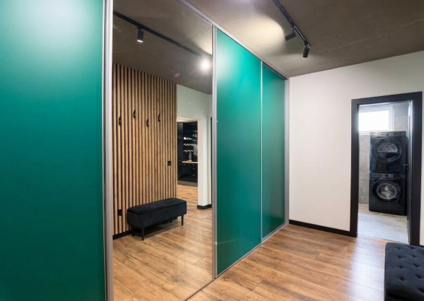 IBA U NÁS! NA PREDAJ - ZARIADENÝ 1,5 I BYT NA KRIŽOVATKÁCH