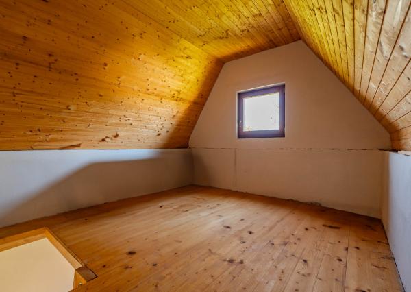 IBA U NÁS! Na predaj CHATA novostavba Trenčín Chrásť, 448 m2