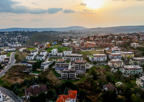 IBA U NÁS! Prémiový 2-izbový byt s parkovaním, 70m², Koliba