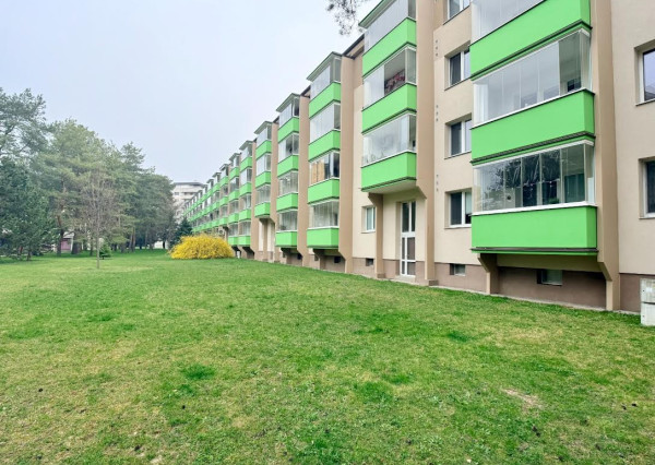 NA PREDAJ! Kompletne zrekonštruovaný 3i byt - ulica Planet