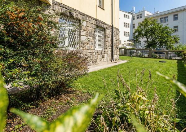 IBA U NÁS! Staromestský 2 izbový byt v pôvodnom stave, 83 m²