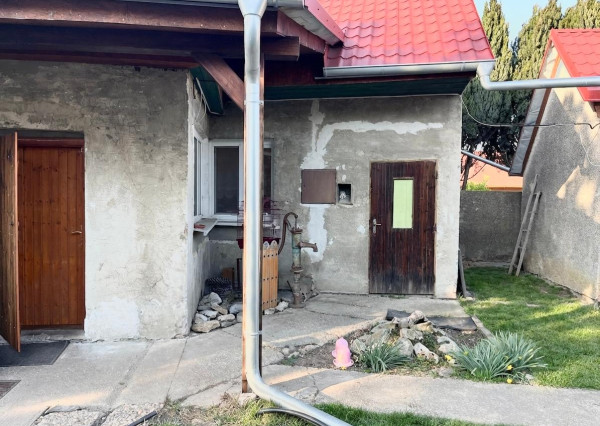 IBA U NÁS! Na predaj RD 3i+1i byt, Blatné na Ostr., 3265m²