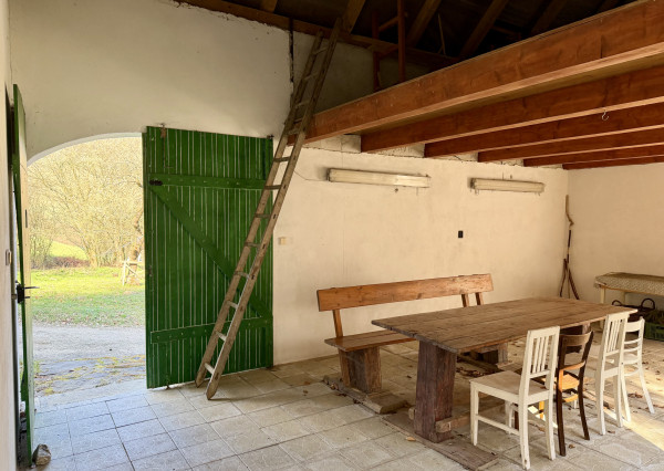 IBA U NÁS! Rodinný dom na polosamote pri lese - Nová Bošáca