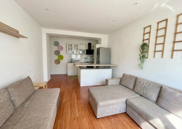 IBA U NÁS! Na predaj 2,5-izbový byt, Záhradnícka, Nivy