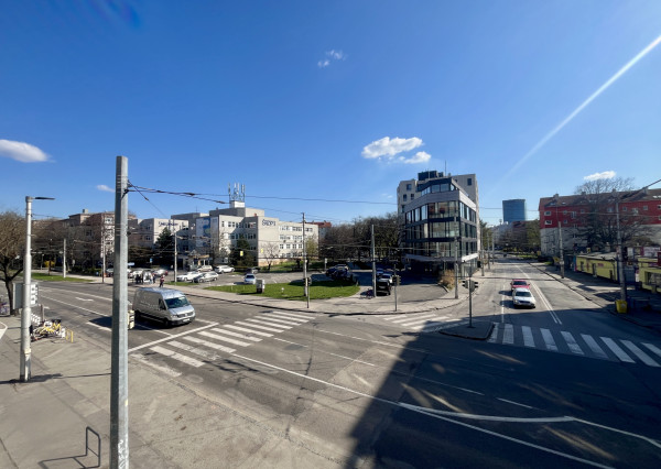 IBA U NÁS! Na predaj 2,5-izbový byt, Záhradnícka, Nivy