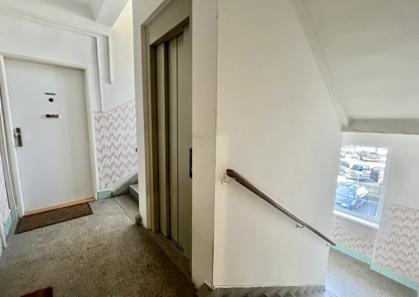 IBA U NÁS! Na predaj 2,5-izbový byt, Záhradnícka, Nivy