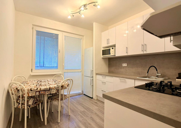 NA PREDAJ! 4-izbový byt v Petržalke