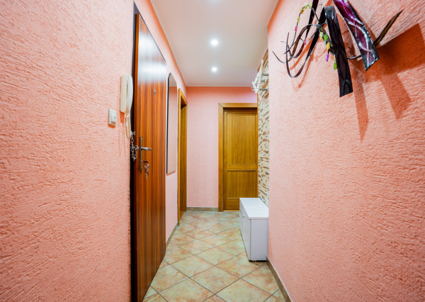 IBA U NÁS! Na predaj pekný 3i byt po rekonštr.TN-Sihoť, 65m2