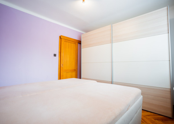 IBA U NÁS! Na predaj pekný 3i byt po rekonštr.TN-Sihoť, 65m2