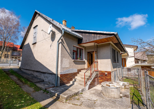 IBA U NÁS! Na predaj rodinný dom obec Mojtín, okres Púchov