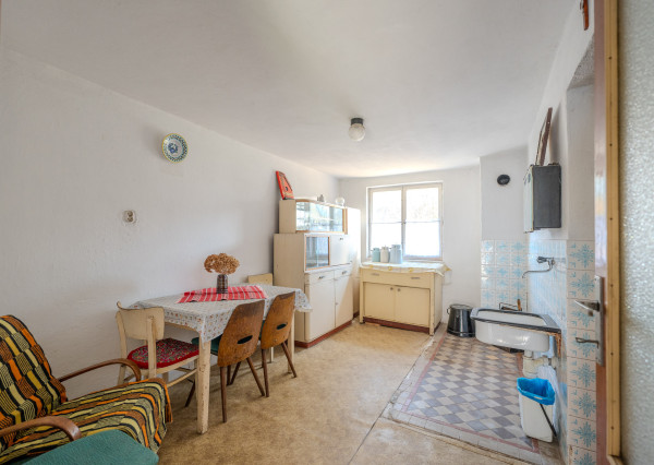 IBA U NÁS! Na predaj rodinný dom obec Mojtín, okres Púchov