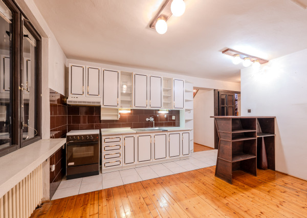 IBA U NÁS! Na predaj RD Nad Teheľňou, 305m2, Trenčín