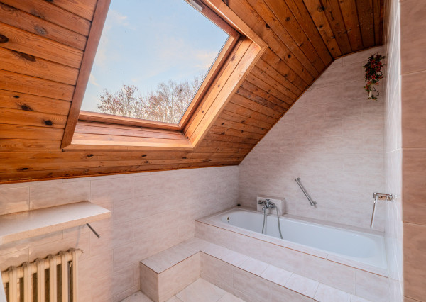 IBA U NÁS! Na predaj RD Nad Teheľňou, 305m2, Trenčín