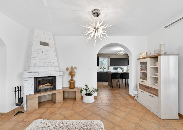 IBA U NÁS! Nádherná 6i vila, 335m2, Skalka nad Váhom,Trenčín