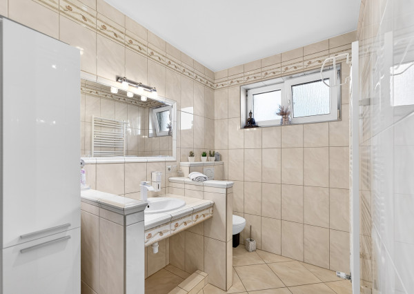 IBA U NÁS! Nádherná 6i vila, 335m2, Skalka nad Váhom,Trenčín