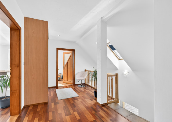 IBA U NÁS! Nádherná 6i vila, 335m2, Skalka nad Váhom,Trenčín