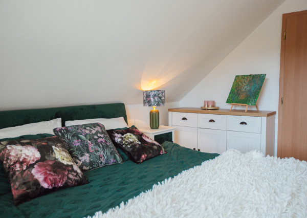 IBA U NÁS! Zrekonštruovaný rodinný dom, Ivanka pri Dunaji