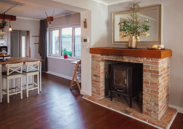 IBA U NÁS! Zrekonštruovaný rodinný dom, Ivanka pri Dunaji