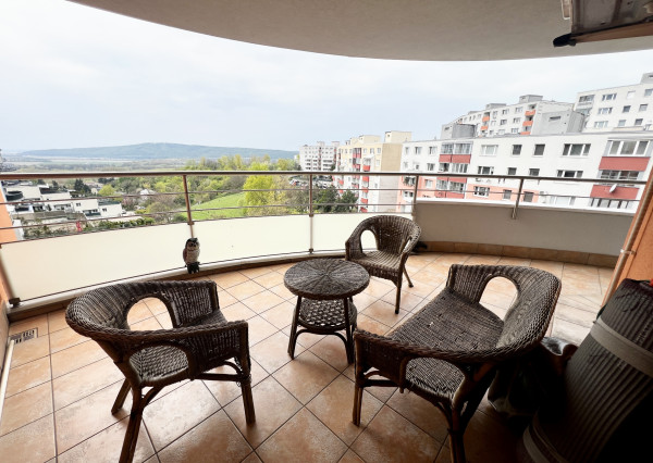 NA PREDAJ!  2,5i byt, Bratislava, Karlova Ves, Majerníková ulica, 78,9m2 (65,4m2 byt+ 13,5m2 terasa), s garážou.