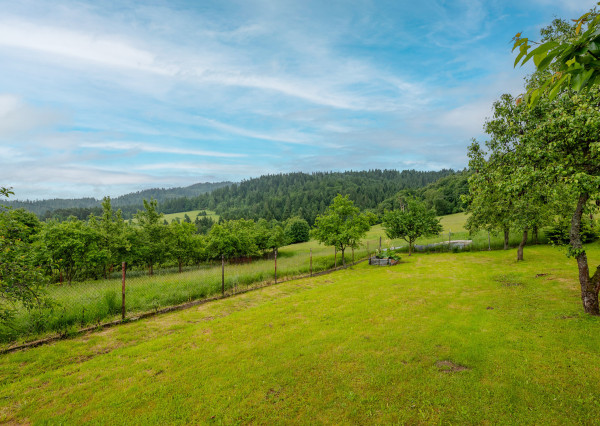 IBA U NÁS! Stavebný pozemok v obci Čierne pri Čadci - 640m²