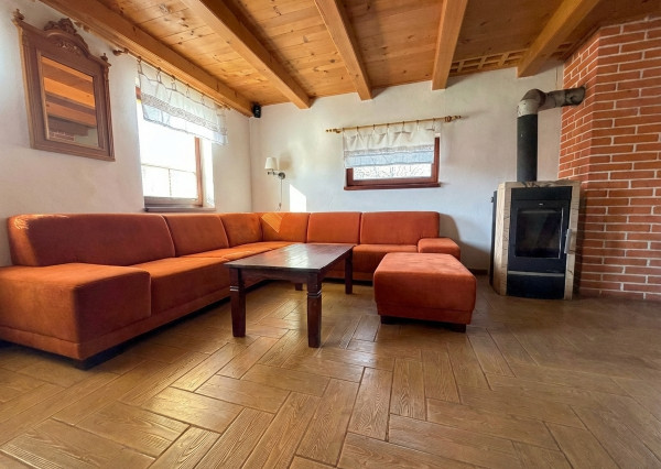 IBA U NÁS! Na predaj chata so záhradou, 711 m2,Nemšová-Ľuborča