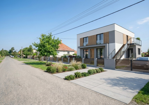 IBA U NÁS! 7 izbový dom s veľkým pozemkom v pôvodnej časti Miloslavova