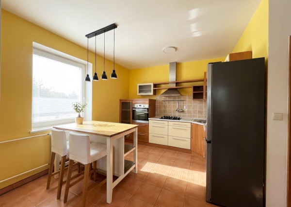 ** IBA U NÁS! Pezinok, Časť Muškát, Hroznová ulica**