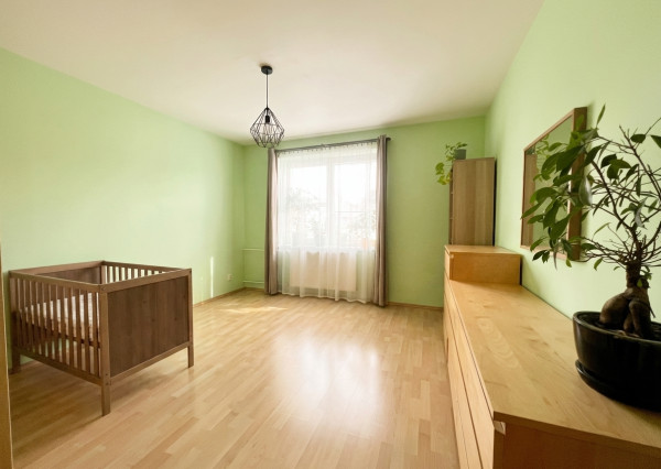 ** IBA U NÁS! Pezinok, Časť Muškát, Hroznová ulica**