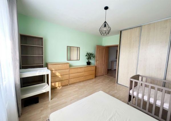 ** IBA U NÁS! Pezinok, Časť Muškát, Hroznová ulica**