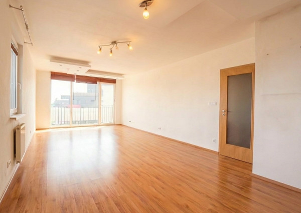 IBA U NÁS! 2 izbový byt  71m² + 2 balkóny + parkovacie stáie