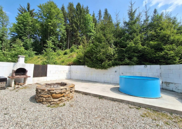 IBA U NÁS! Na predaj tradičná zrekonštruovaná chalupa - Čadca Raková