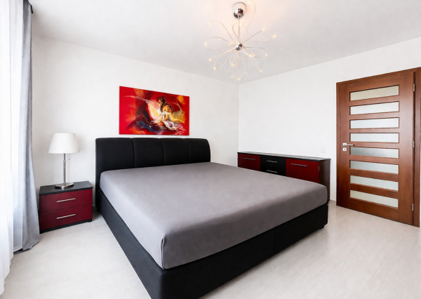 **NA PREDAJ! 3i byt Bratislava, Ružinov, Nevädzová ulica, RETRO**