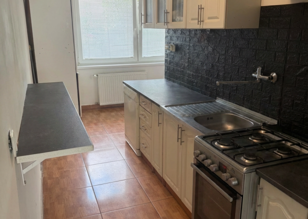 IBA U NÁS! Výnimočný 3,5 izbový byt 83 m² na Sídlisku 3 🌳