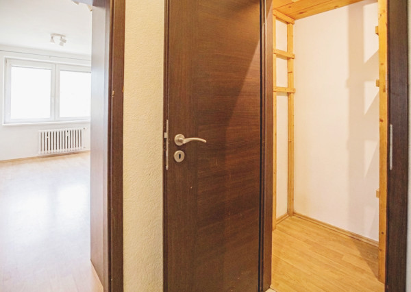 IBA U NÁS! Ponúka štedrú rozlohu 75 m² pre komfortné bývanie.